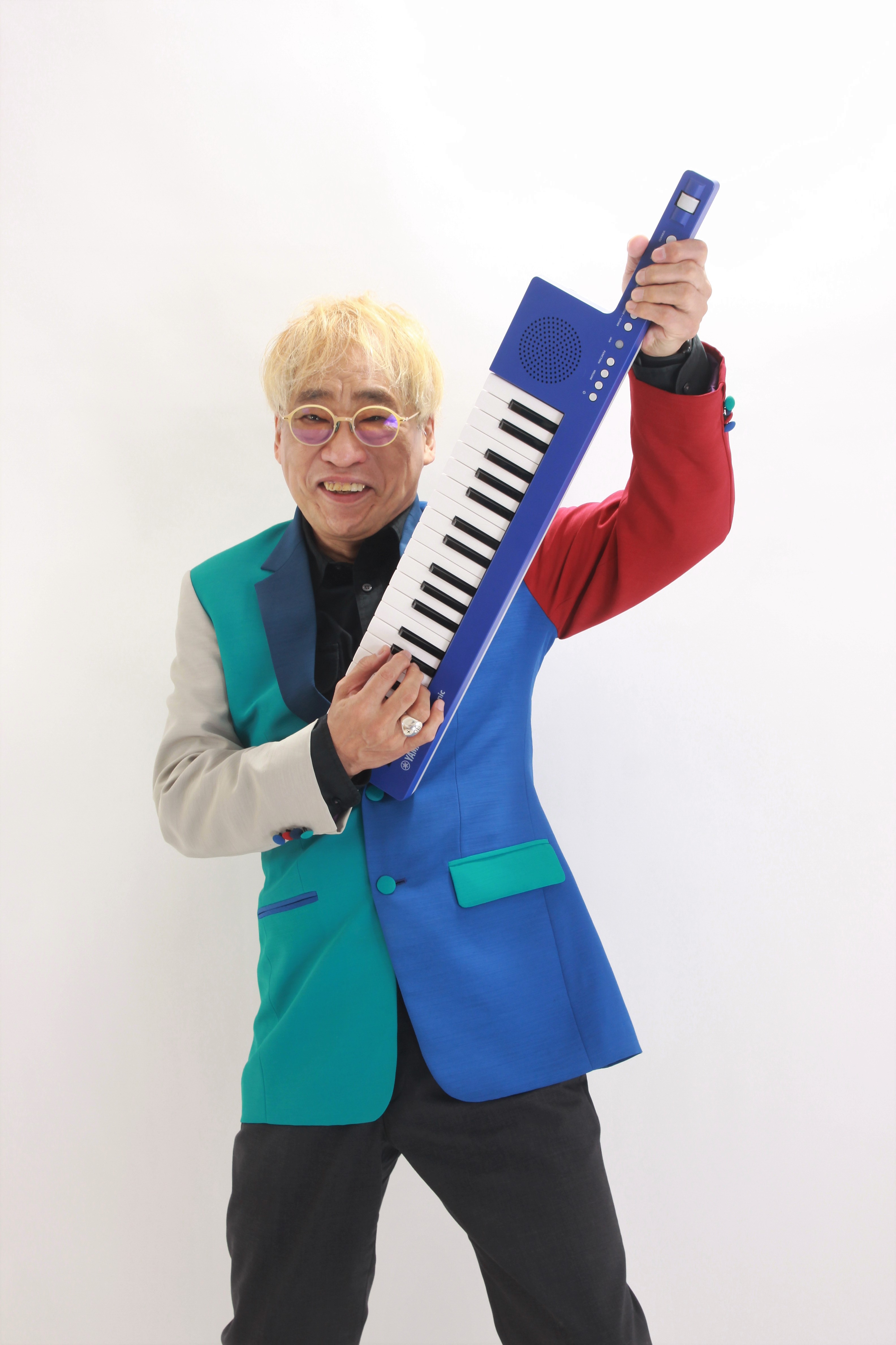 プロフィール
